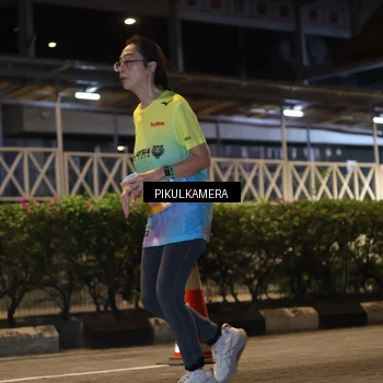 Runner Photo 7091350