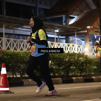 Runner Photo 7091354