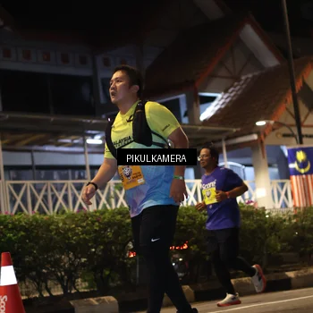 Runner Photo 7091372