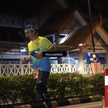 Runner Photo 7091382