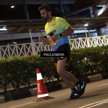 Runner Photo 7091398