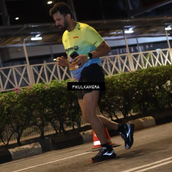 Runner Photo 7091400