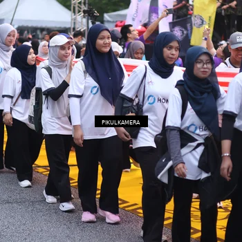 Runner Photo 7091594