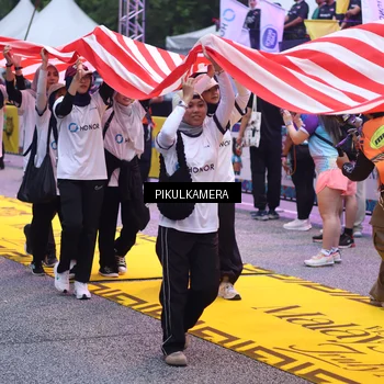 Runner Photo 7091650