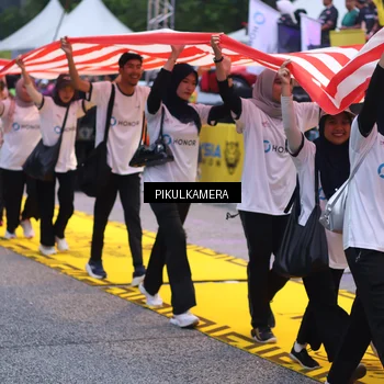 Runner Photo 7091659