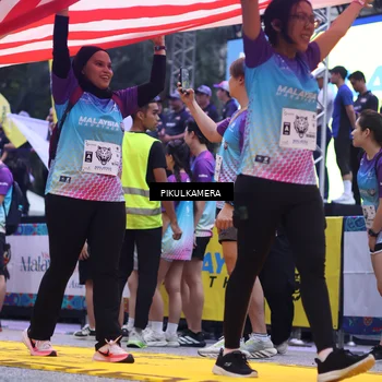 Runner Photo 7091679