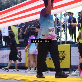 Runner Photo 7091703