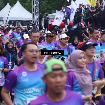Runner Photo 7091707