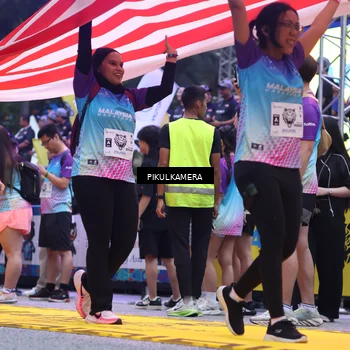Runner Photo 7091708