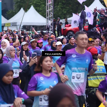 Runner Photo 7091709