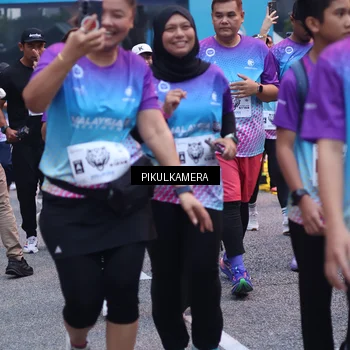 Runner Photo 7091745