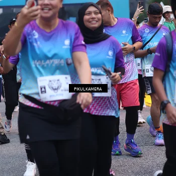Runner Photo 7091746