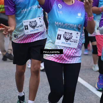 Runner Photo 7091751