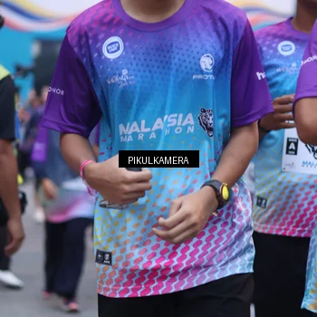 Runner Photo 7091763
