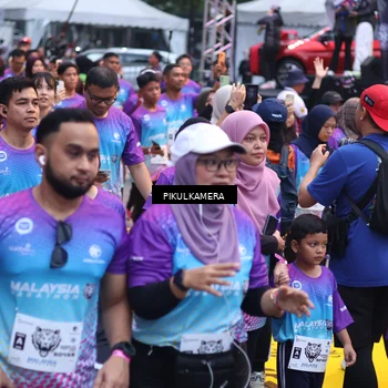 Runner Photo 7091775