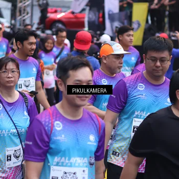 Runner Photo 7091789