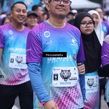 Runner Photo 7091859