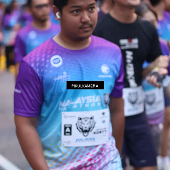 Runner Photo 7091874