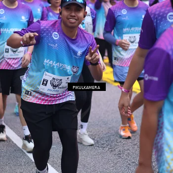 Runner Photo 7091877