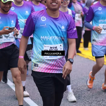 Runner Photo 7091878