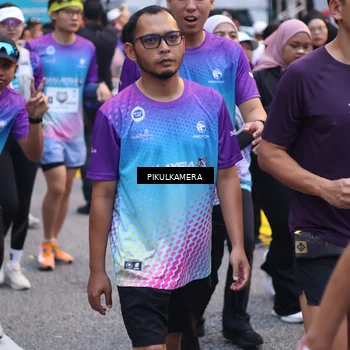 Runner Photo 7091880