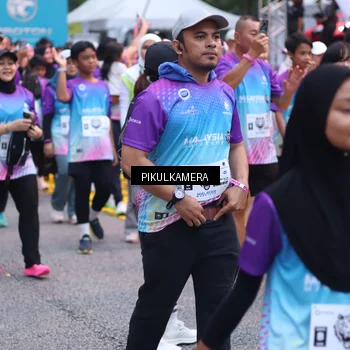 Runner Photo 7091903