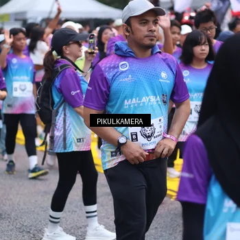 Runner Photo 7091909