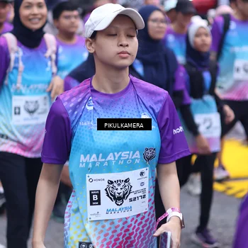 Runner Photo 7092063