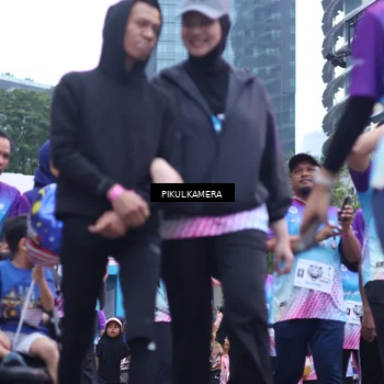 Runner Photo 7092159