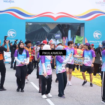 Runner Photo 7092263