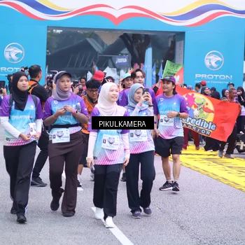 Runner Photo 7092280