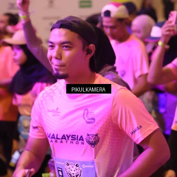 Runner Photo 7092345