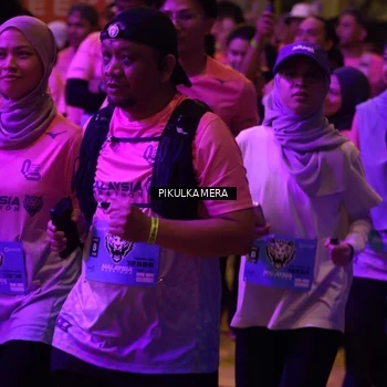 Runner Photo 7092403