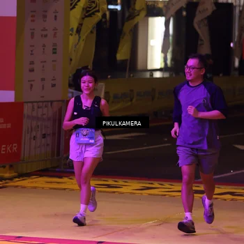 Runner Photo 7092463