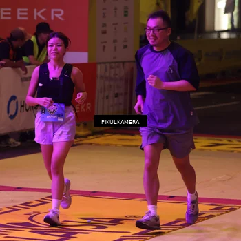 Runner Photo 7092477
