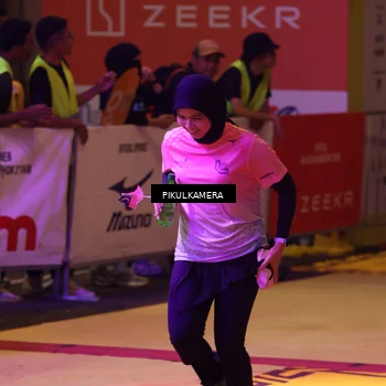 Runner Photo 7092479