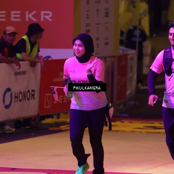 Runner Photo 7092480