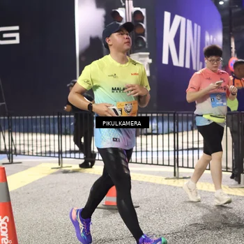 Runner Photo 7092603