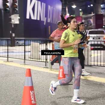 Runner Photo 7092611