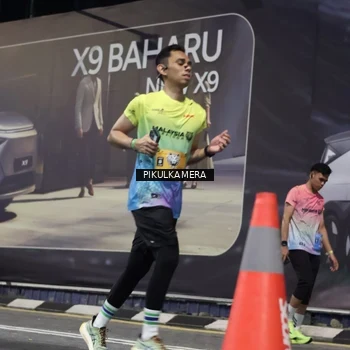 Runner Photo 7092634