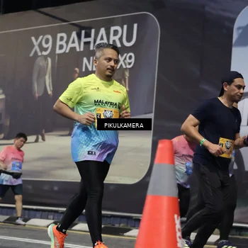 Runner Photo 7092659