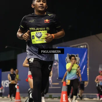 Runner Photo 7092675