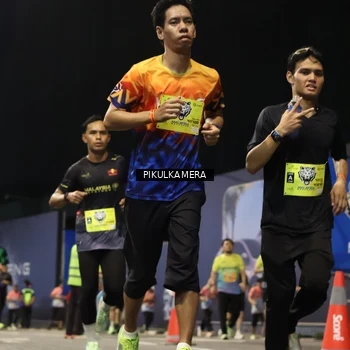 Runner Photo 7092694