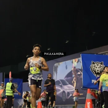 Runner Photo 7092706