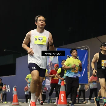 Runner Photo 7092712