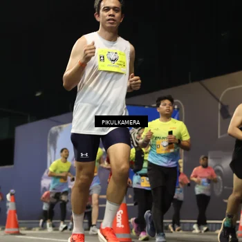 Runner Photo 7092713