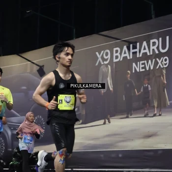 Runner Photo 7092793