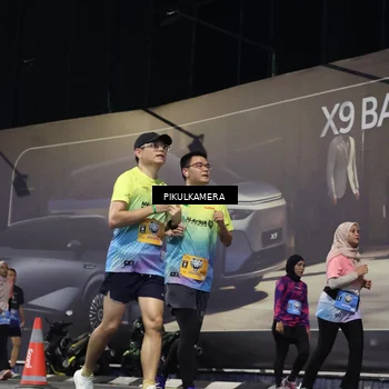 Runner Photo 7092820