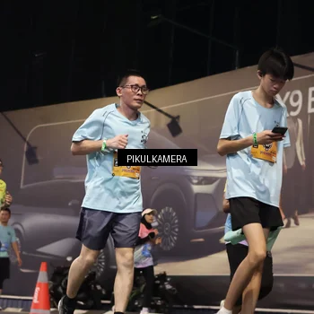 Runner Photo 7092839