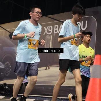 Runner Photo 7092843
